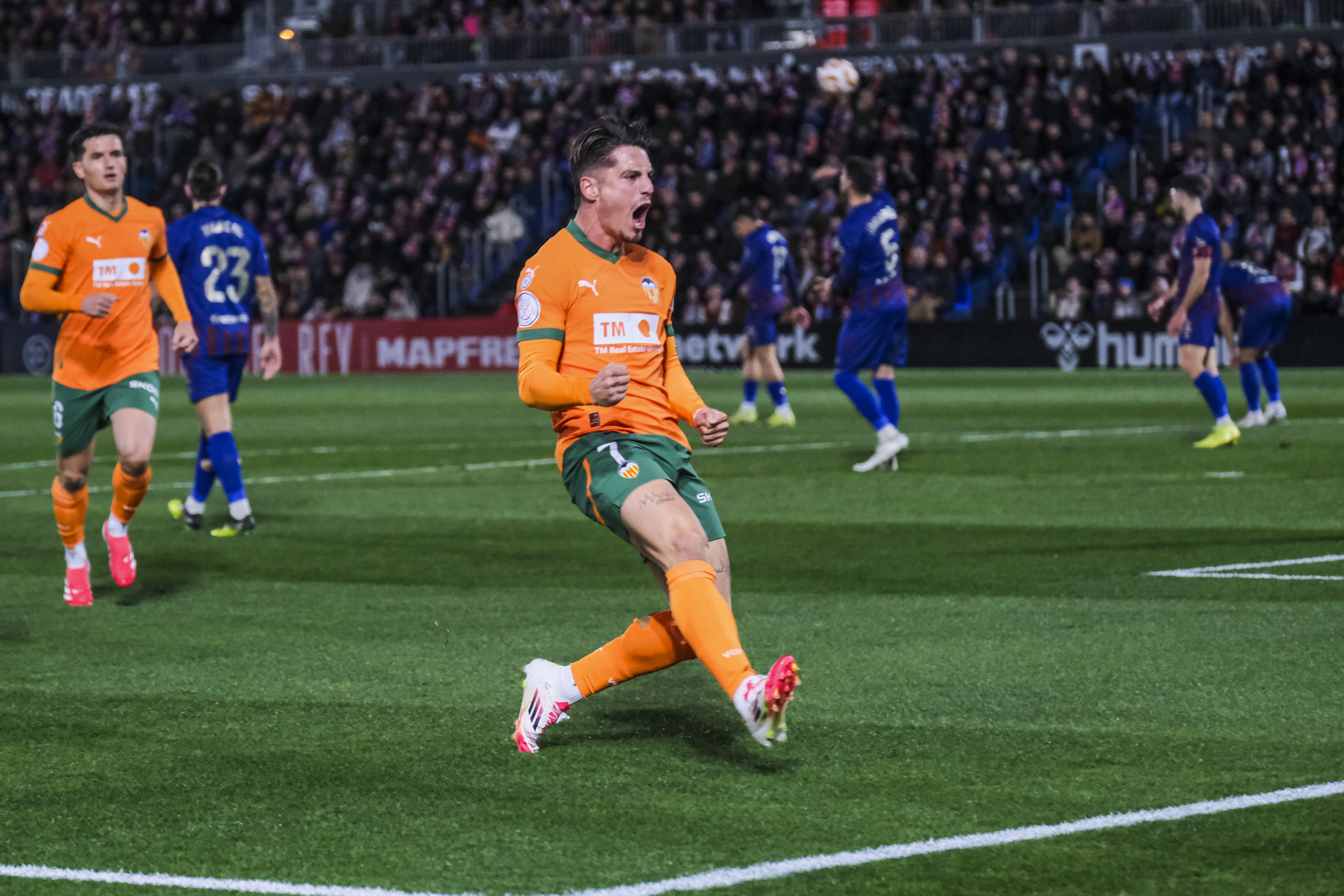 凝望未来 凝望未来