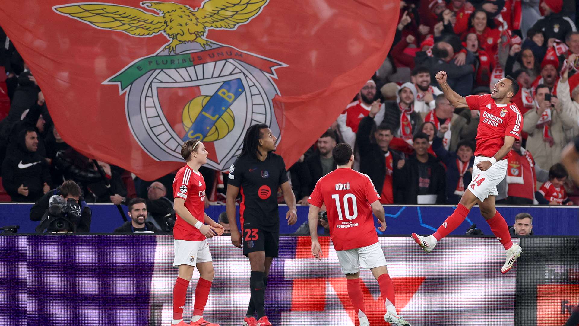 展现了惊人 展现了惊人